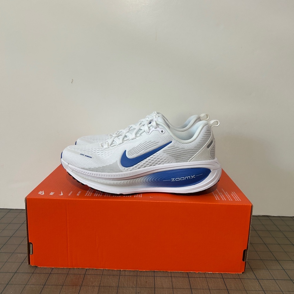 Nike Zoom Vomero 18 ‘White Photon Dust Metallic Silver Game Royal’ Womens